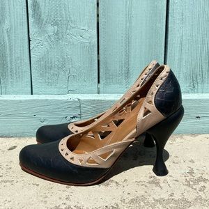John Fluevog Women’s size 7.5 II Miracles